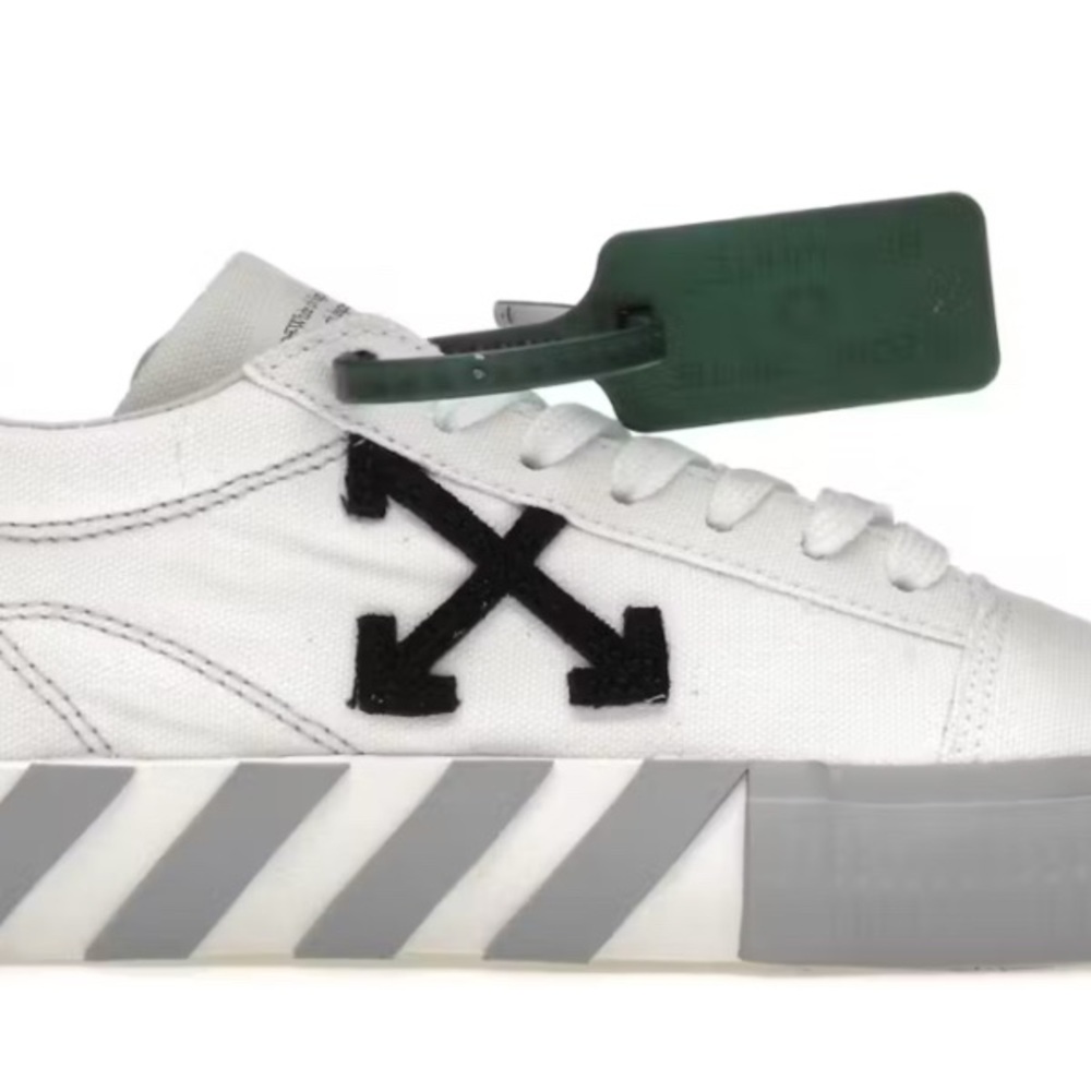 OFF-WHITE Vulc Low sneakers